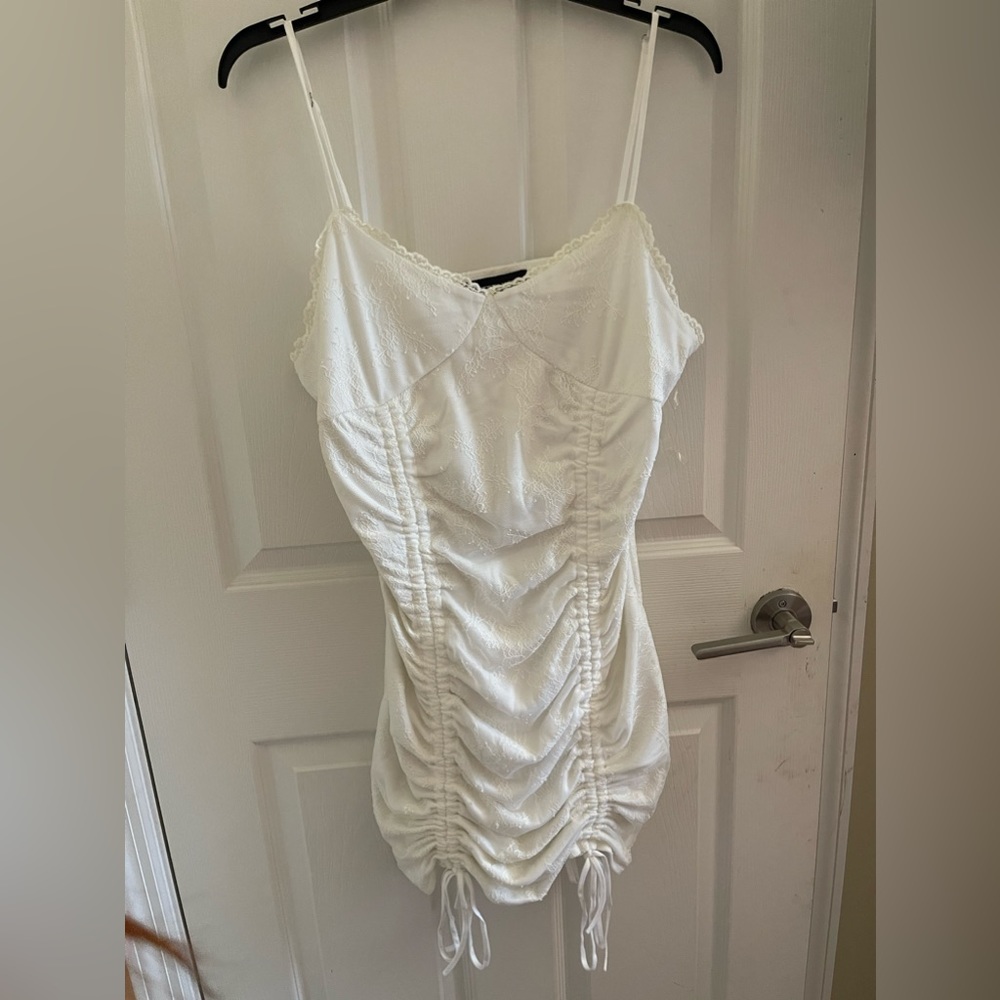 Kittenish lace dress